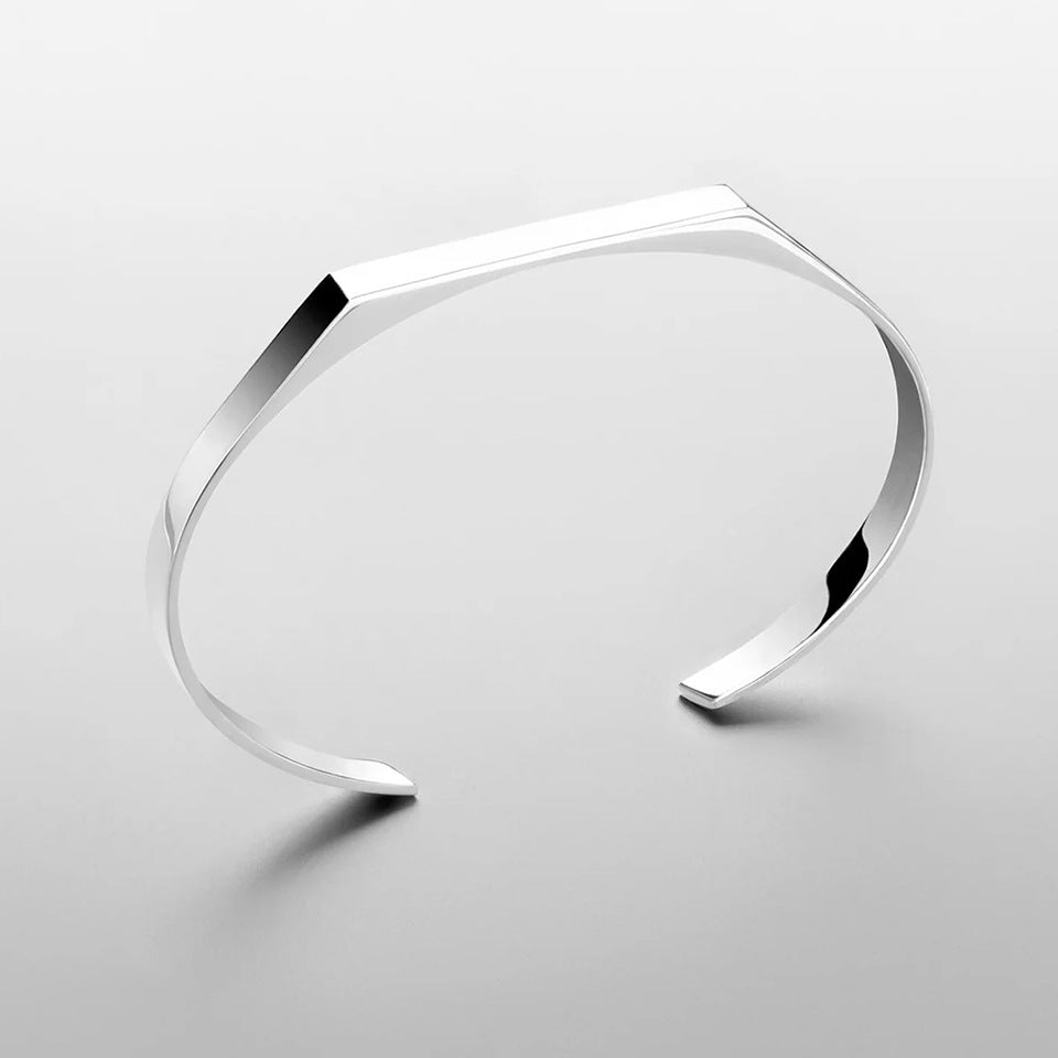 Minimal Elegant Armband